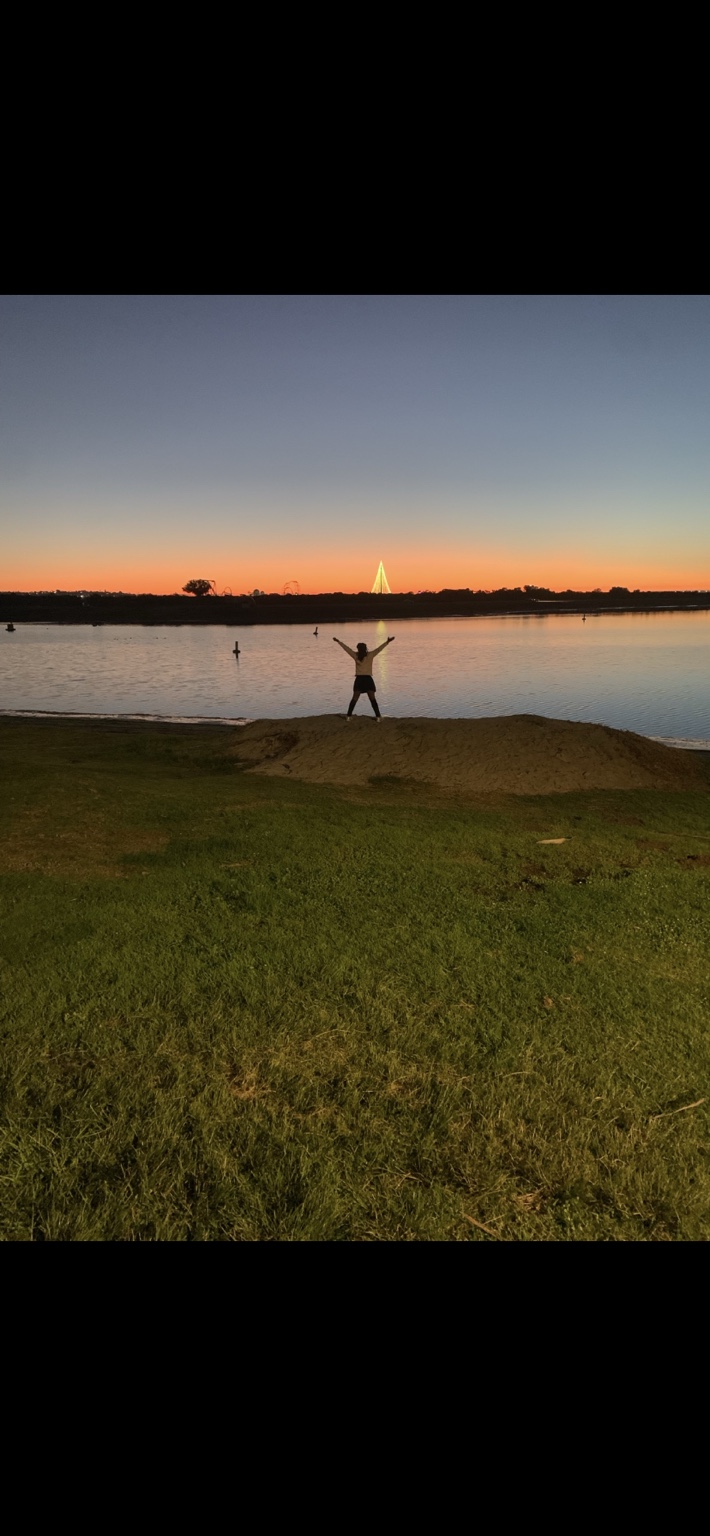 A peaceful sunset over the water.
